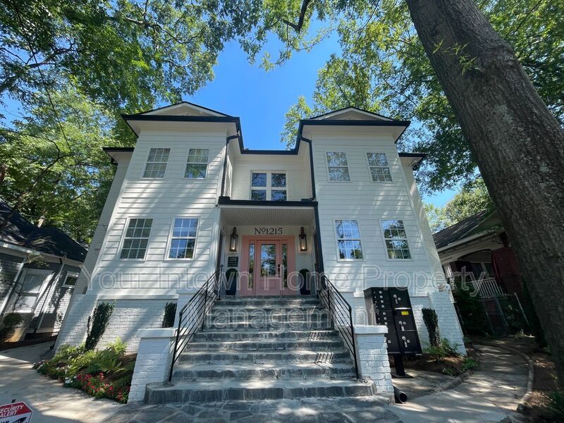 Gorgeous Candler Park Studio - To-the-Studs Renovation property image