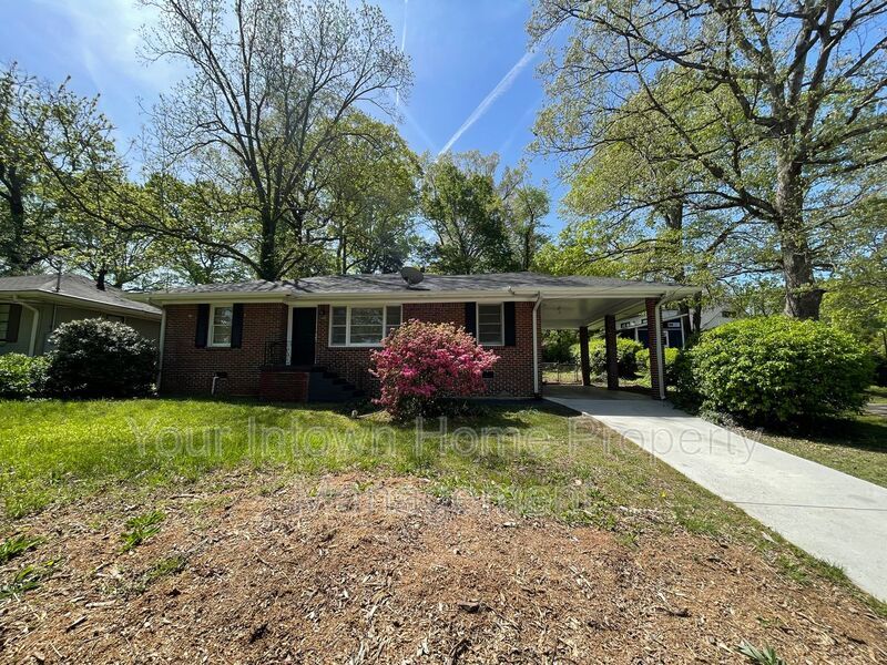 Classic brick ranch - just a couple of blocks from EAV! property image