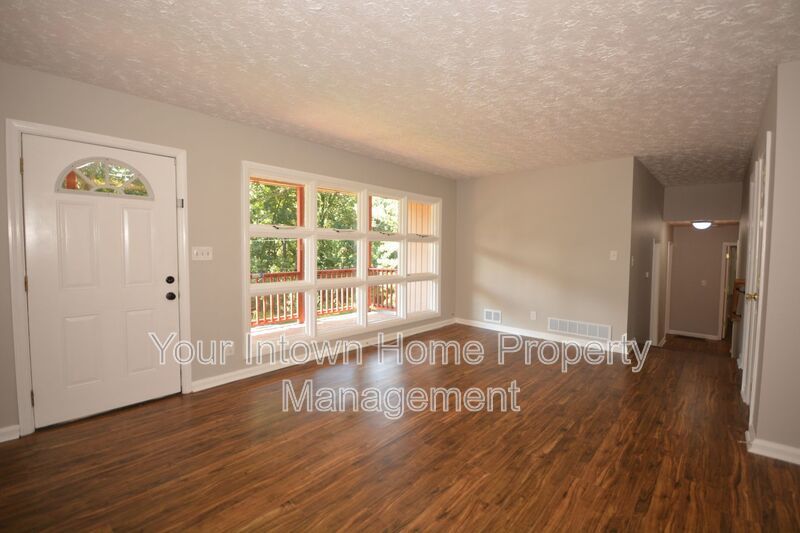 3 Bedroom Rental – 1864 Flintwood Dr Se, Atlanta, GA, 30316-4146