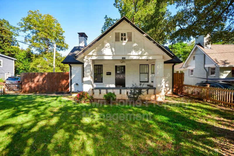 3 Bedroom Rental – 1420 Beatie Ave Sw, Atlanta, GA, 30310