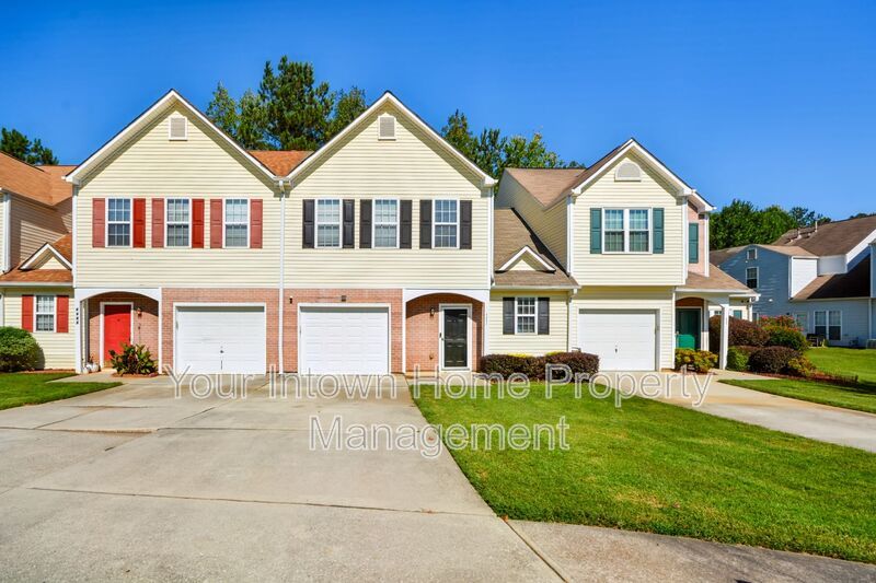 3 Bedroom Rental – 6697 Sunset Ct, Rex, GA, 30273